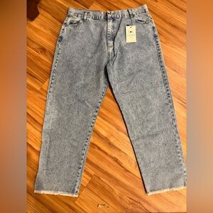 New with tags Jeans-chipre